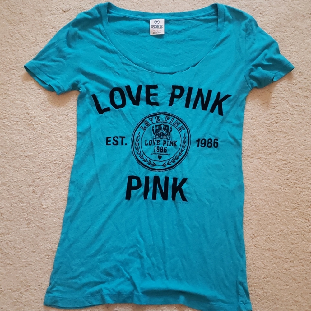 VS PINK T-Shirt